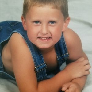 Meet your Posher, Levi